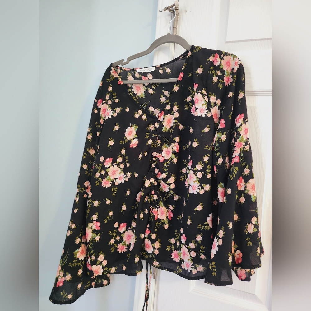CINCHED dress blouse